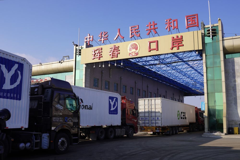 一线口岸新观察：边贸忙 产业兴(图2)