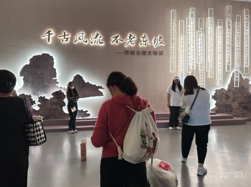 今年春节海南旅游业缘何再创新高？ 专家：自贸港吸引游客人数和消费双增长(图5)